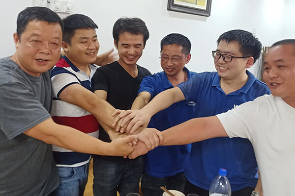 歡度中秋佳節(jié)，情滿華瑞易能